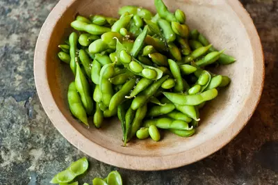 edamame in a wooden bowl