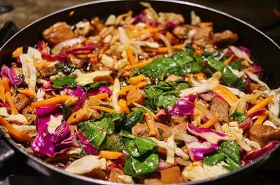 pan of beef stir fried vegetables