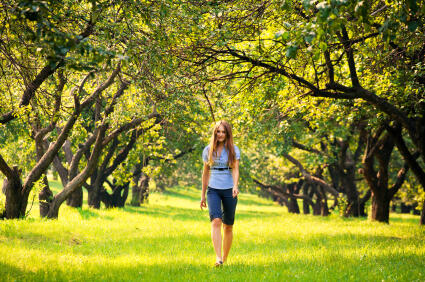 How to Increase Wellbeing with a Walk in Nature | Taking Charge of Your ...